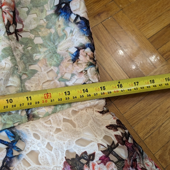 Stunning Sweetheart Dress - Picture 11 of 12